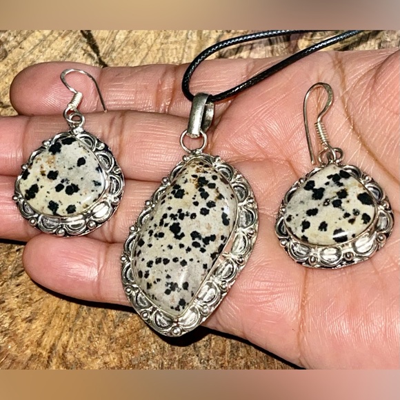Dalmation Jasper Pendant & Earrings Set - Picture 1 of 8